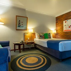 https://country-pathfinder-motor-inn.queenslandhotels.net