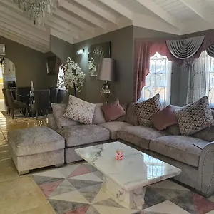 Sunshine Holiday home
