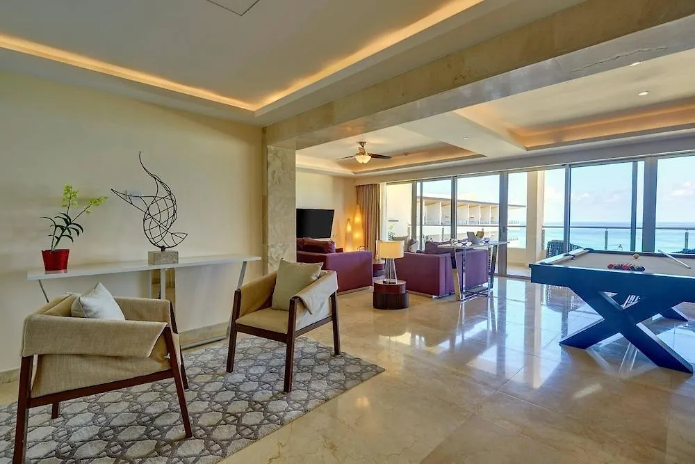 Royalton Blue Waters Montego Bay, An Autograph Collection All-Inclusive Resort Falmouth 5*,