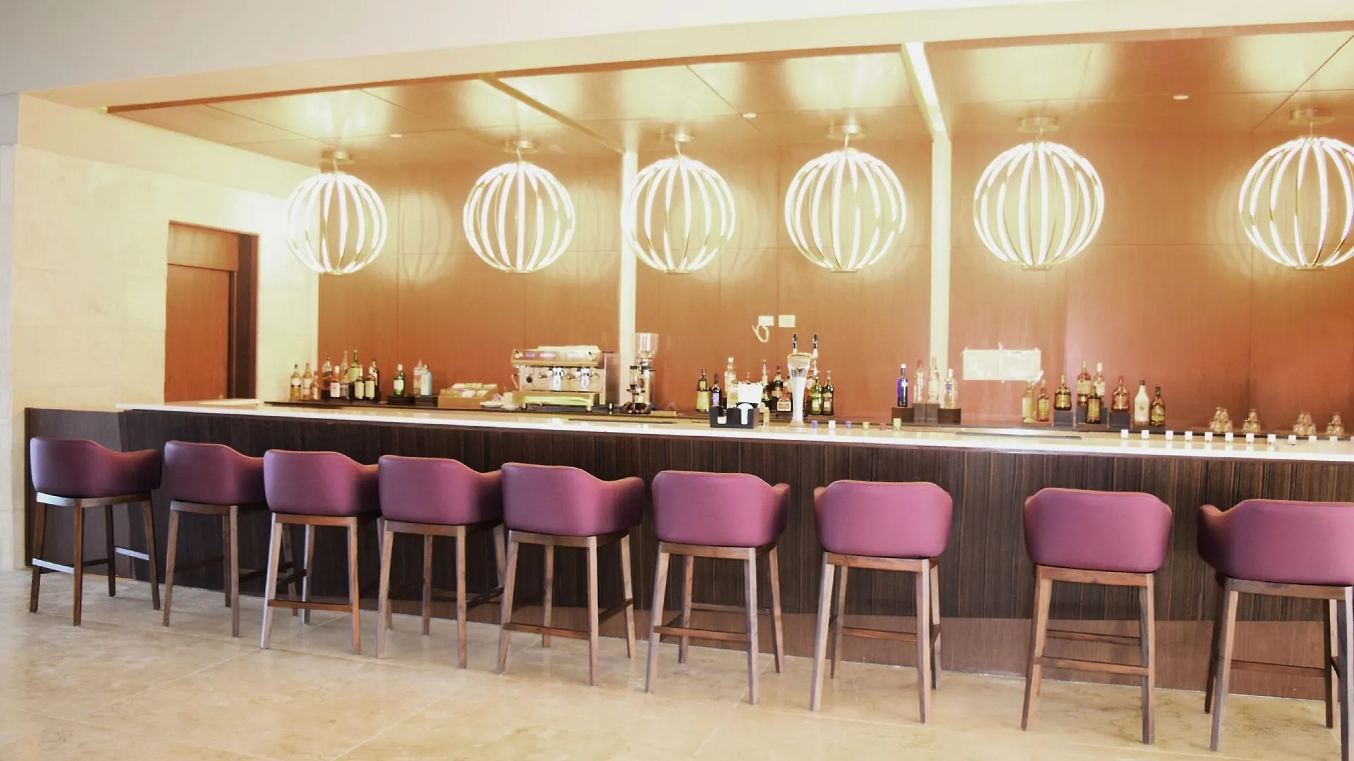 *****  Royalton Blue Waters Montego Bay, An Autograph Collection All-Inclusive Resort 法尔茅斯 牙买加