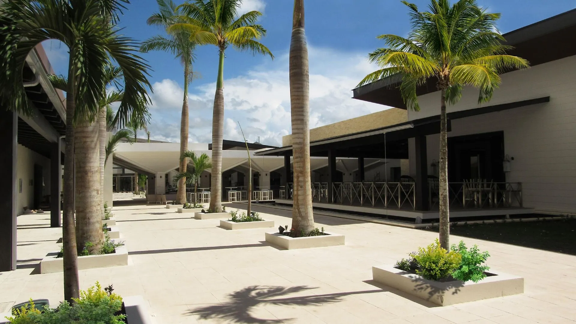 Royalton Blue Waters Montego Bay, An Autograph Collection All-Inclusive Resort 法尔茅斯